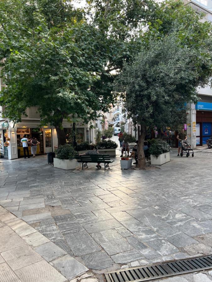 Cozy Tiny Apartment In The Heart Of Plaka Athens Exterior photo